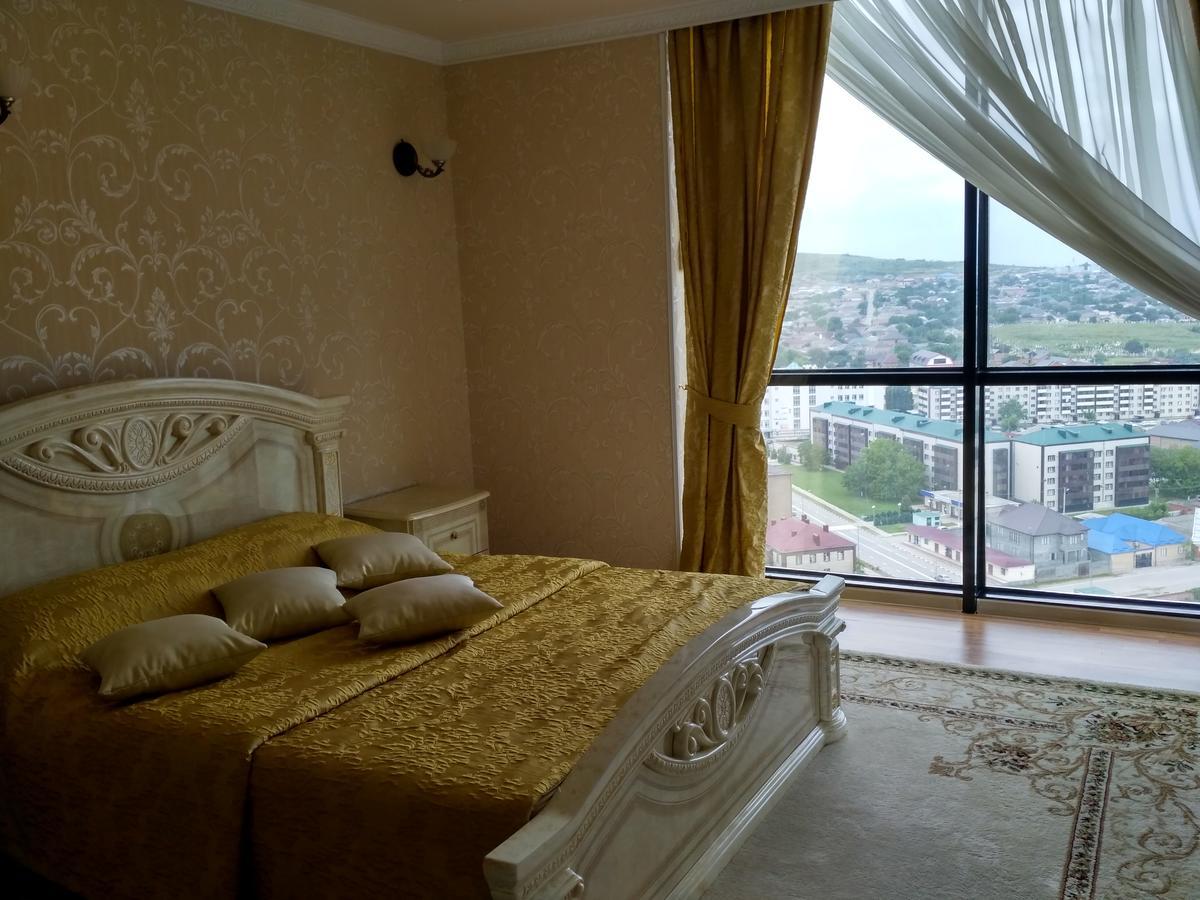 Hotel Kavkaz Gudermes 外观 照片